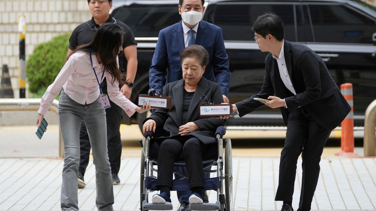 AP_25265714187523_6f1f2051d7