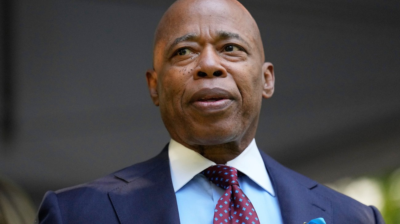 AP_25271647723198_e322d33e09