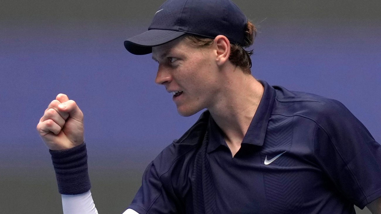 Sinner avanza firme en Shanghái con victoria sobre Altmaier