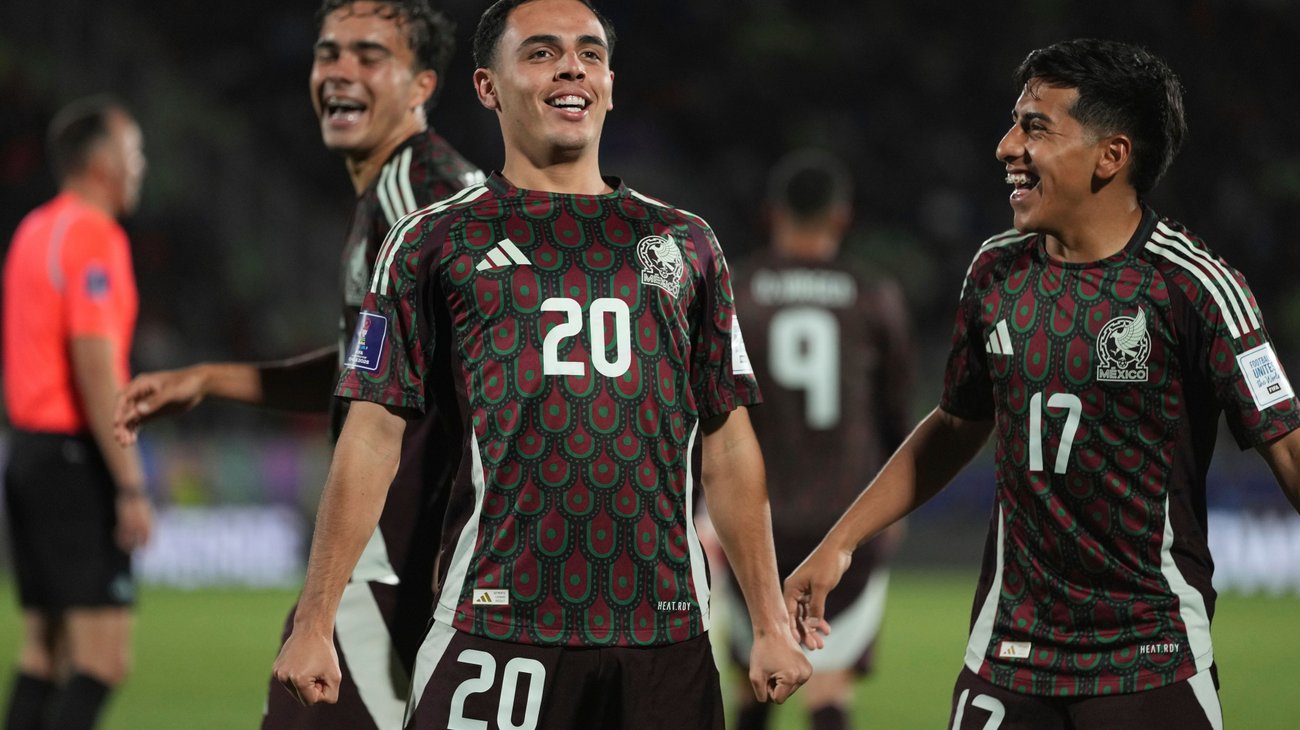 AP_25281028502451_13662a7274