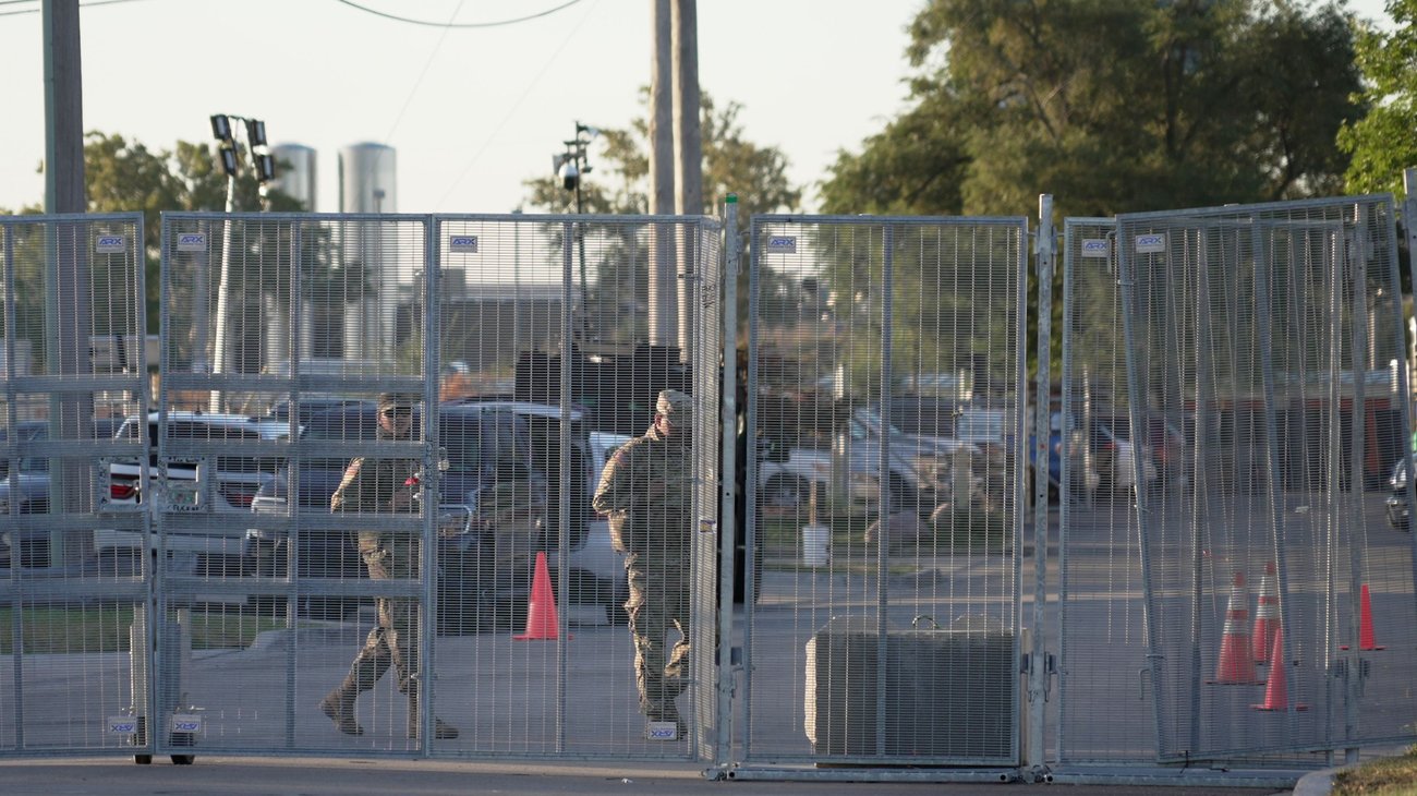 AP_25282719894162_4216d551c9