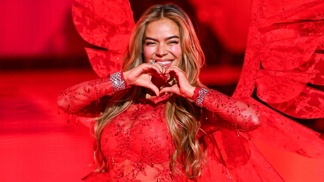 AP_25288859896316_dc64d77539