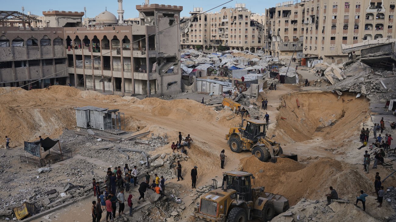 AP_25291402546874_1302211766