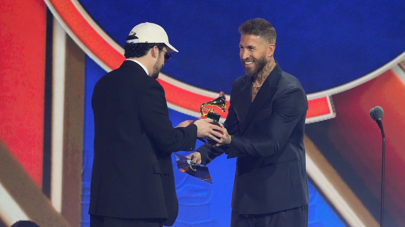 AP_25318047477685_1fee917534