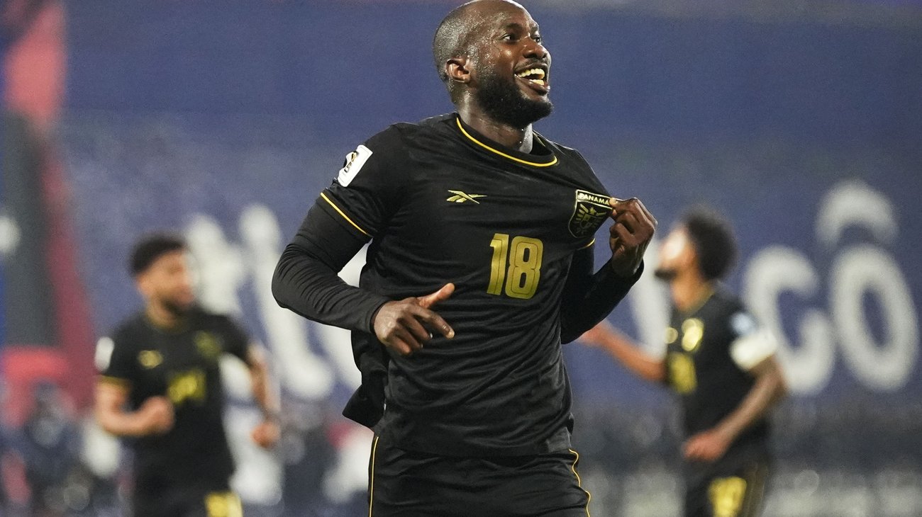 AP_25318144739077_6729ad7281