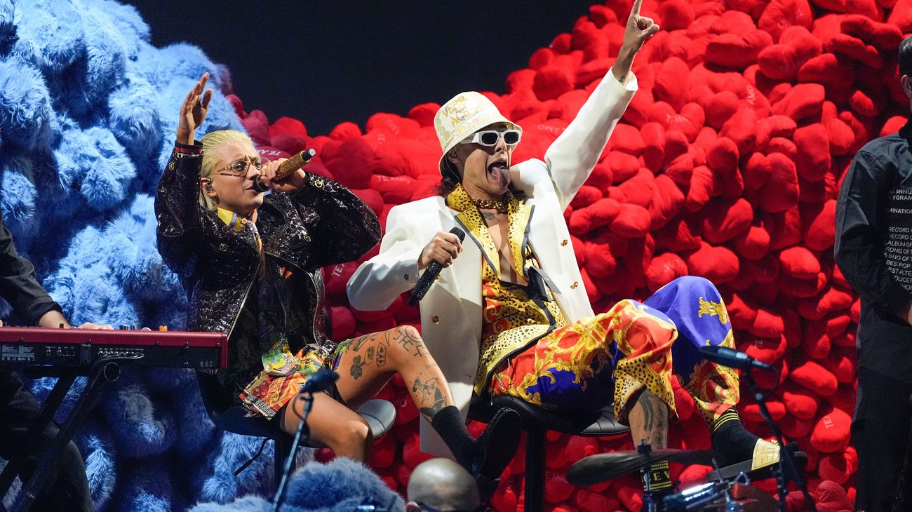 AP_25318149979364_594ed429ad