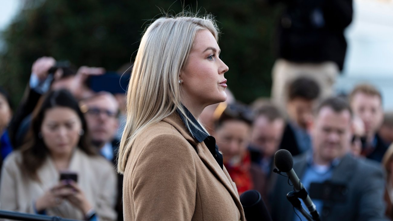 AP_25330745814054_3ba80a28ba