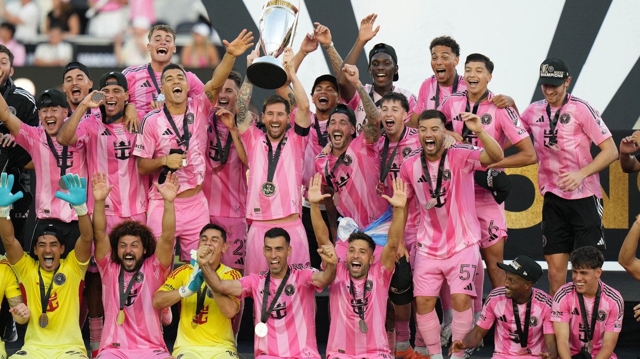 AP_25340814575623_ee4dc4e8be