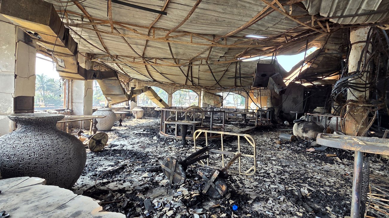 AP_25341259440125_ccc0be7296