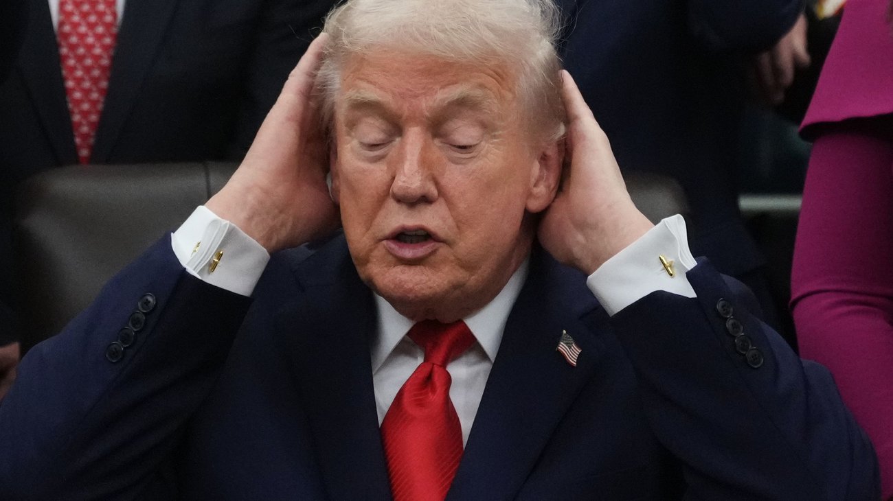 AP_25346849301805_abd54266e0