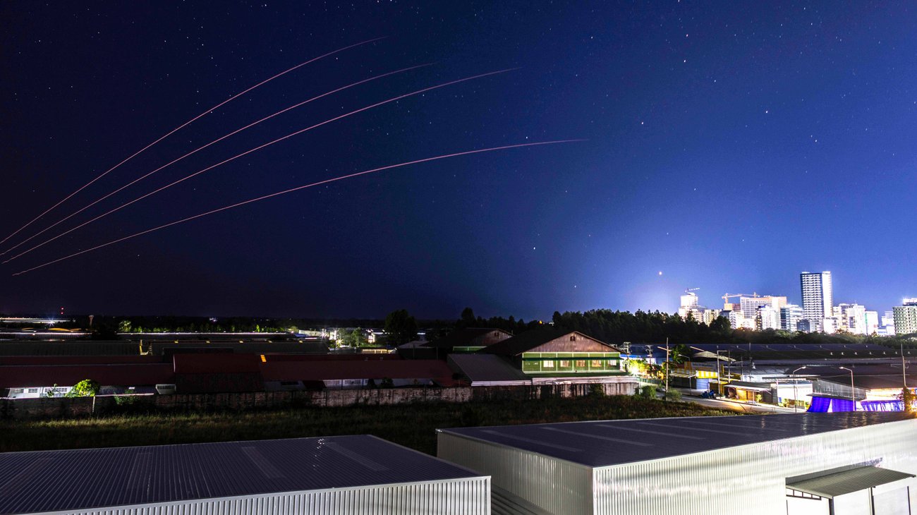 AP_25360750290285_d9eb97345d