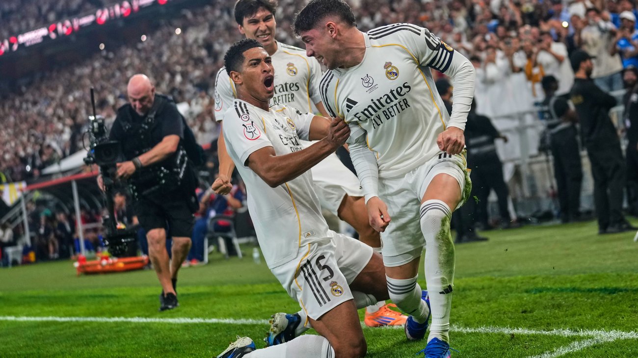 AP_26008787774282_d8f01833c7