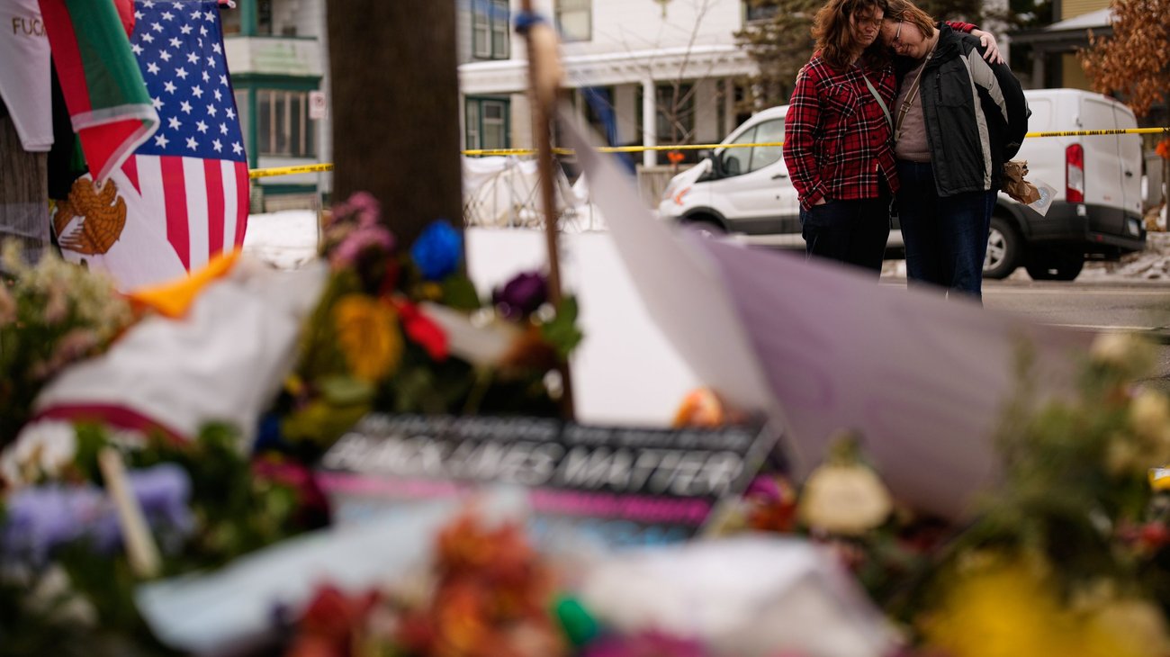 AP_26013664807787_a7472ee19c