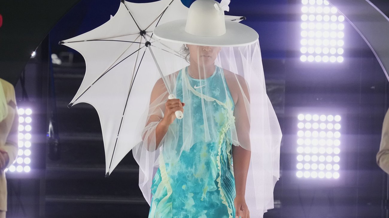 AP_26020502305363_9734a32712