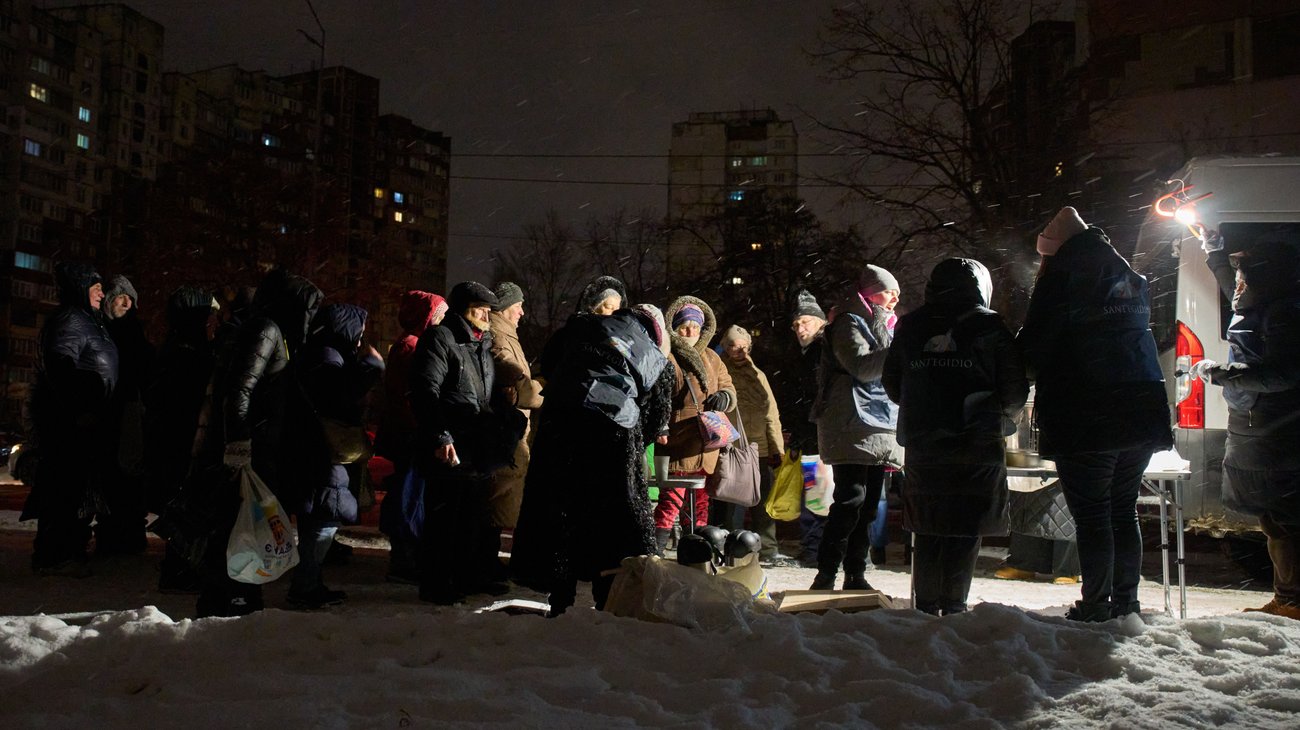 Ataque ruso deja sin luz a regiones de Ucrania durante ola gélida
