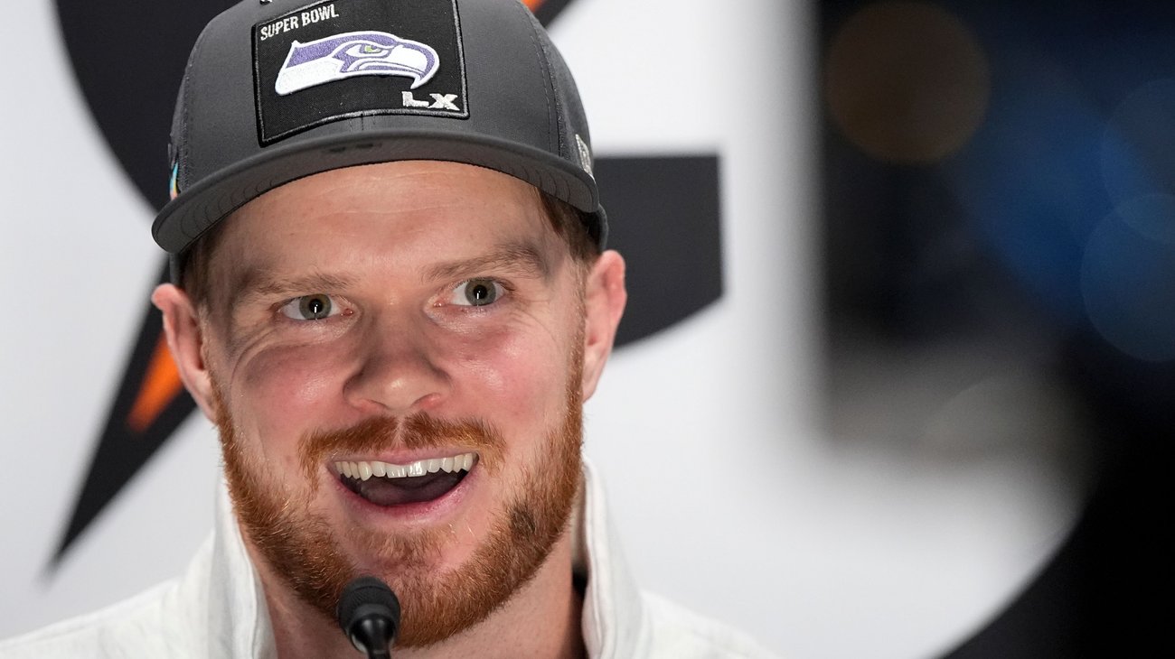 AP_26035012231320_892309df50