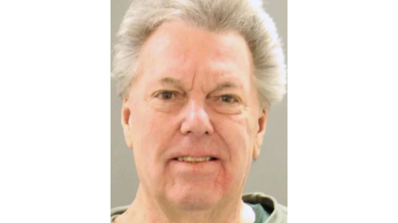 AP_26035113143382_f5a03acc28