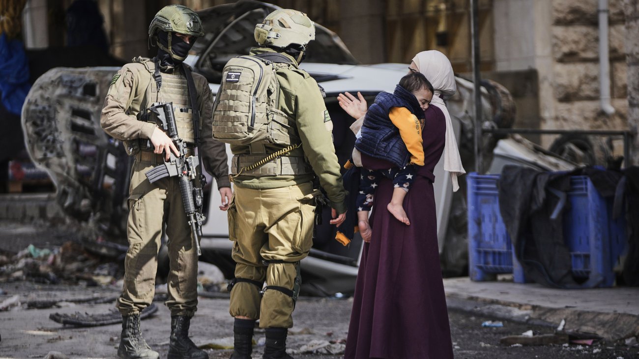 AP_26039855473382_193525b369