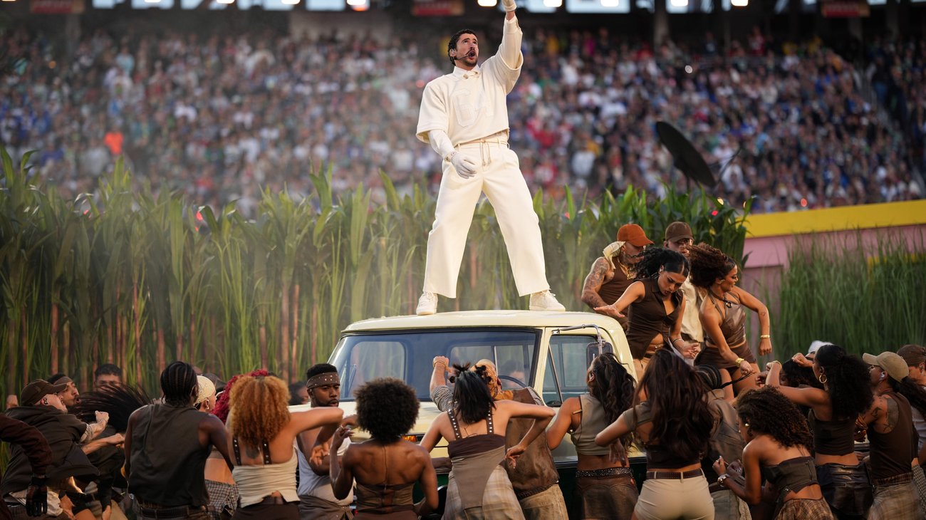 Bad Bunny hace estallar el halftime del Super Bowl LX