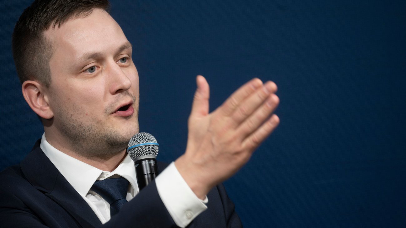 Groenlandia se siente amenazada por interés de EUA: Jens-Frederik