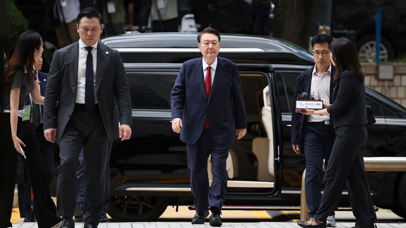 AP_26050255217395_1_e3c217740c