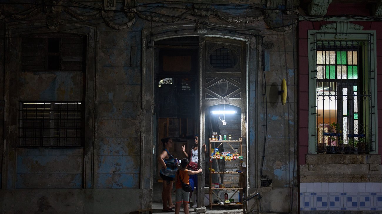 Se agrava crisis en Cuba; Trump dice que vive 'últimos momentos'