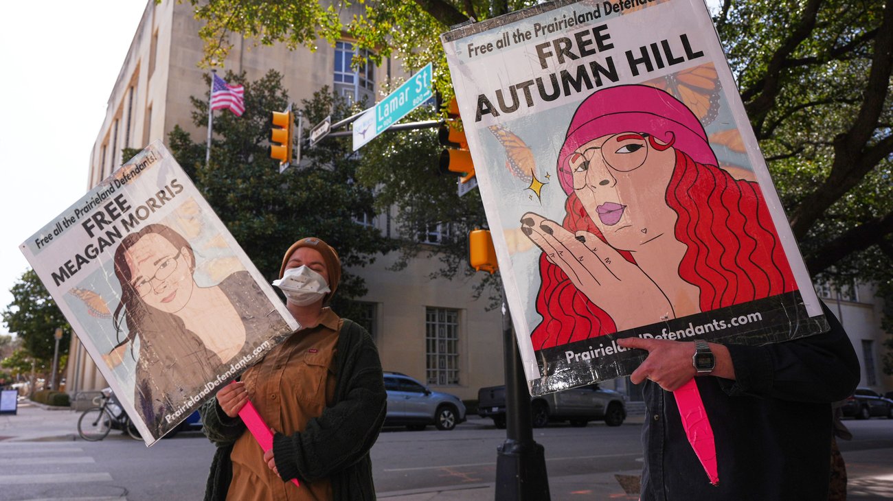 AP_26073074563433_0564e3c7b1