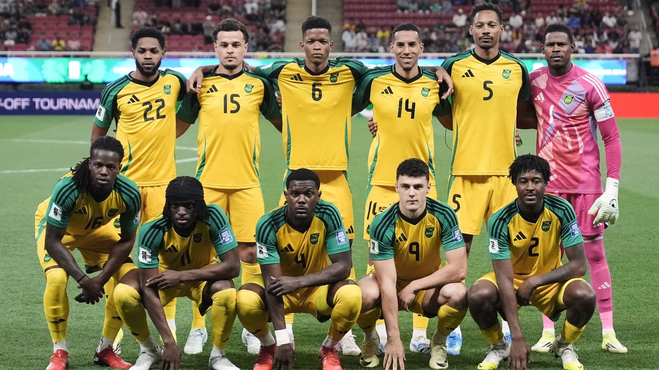 AP_26086110162040_6caea783c3