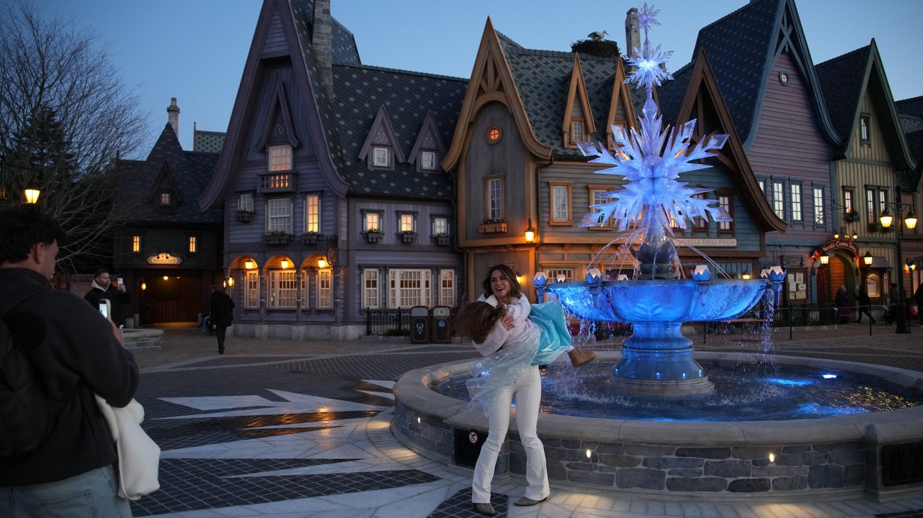 AP_26088597304836_0a89a3a870