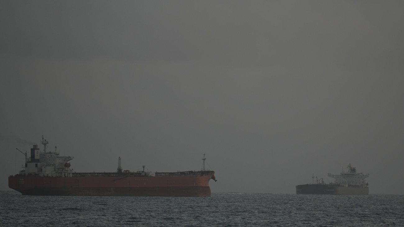 AP_26090481298600_8b2876a4ea