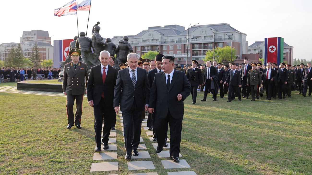 Corea del Norte honra a soldados caídos en guerra Rusia-Ucrania