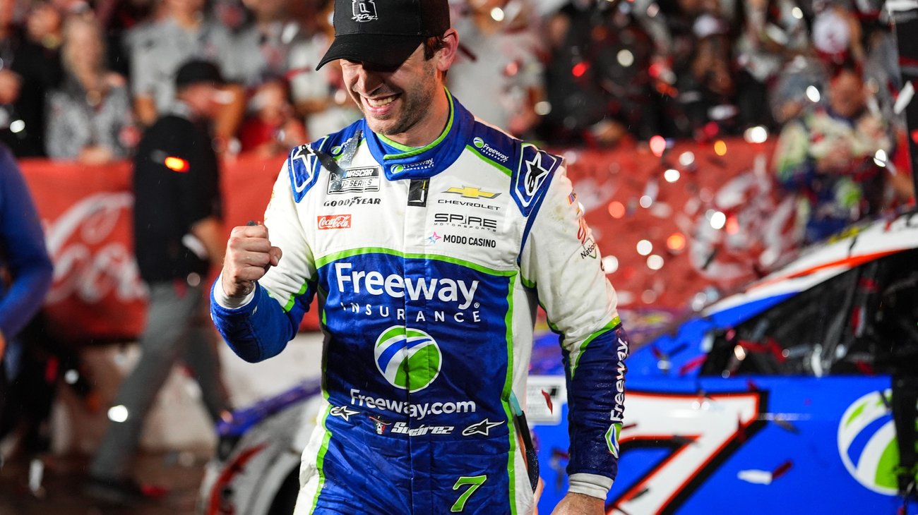 Daniel Suárez gana emotiva carrera Coca-Cola 600 en NASCAR