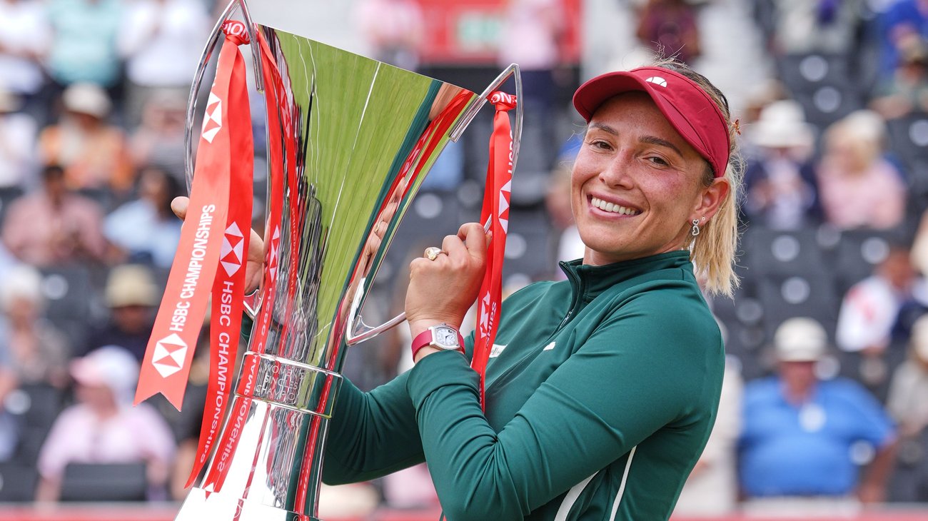 Vekic conquista Queen's y deja sin corona a Raducanu