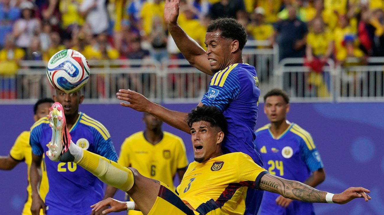 Curazao logra histórico empate y pone en peligro a Ecuador