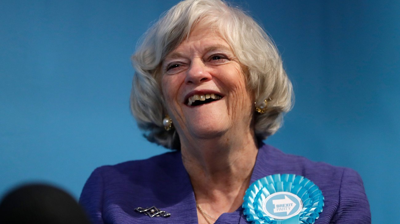 Liberan a sospechoso por asesinato de Ann Widdecombe