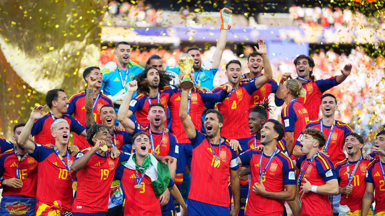 España obtiene por segunda vez la Copa Mundial de la FIFA 2026™