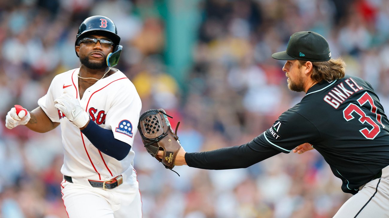 D-backs dejan tendidos 7-6 a Red Sox en extrainnings