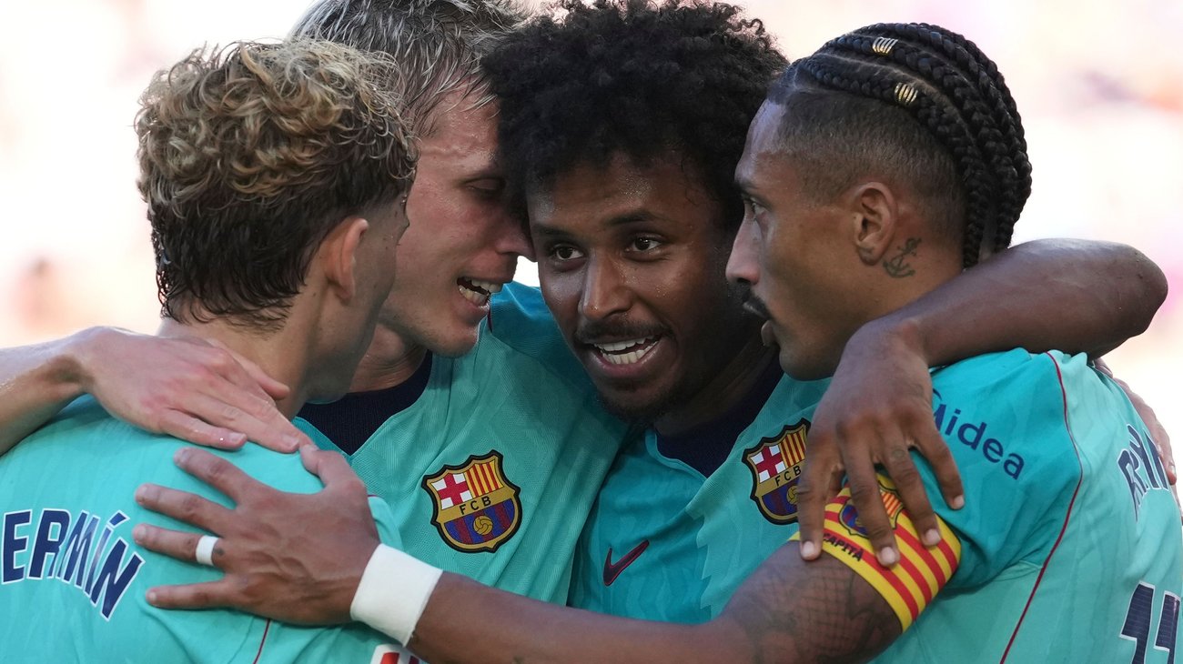 Barcelona vence al Levante y mantiene paso perfecto en LaLiga