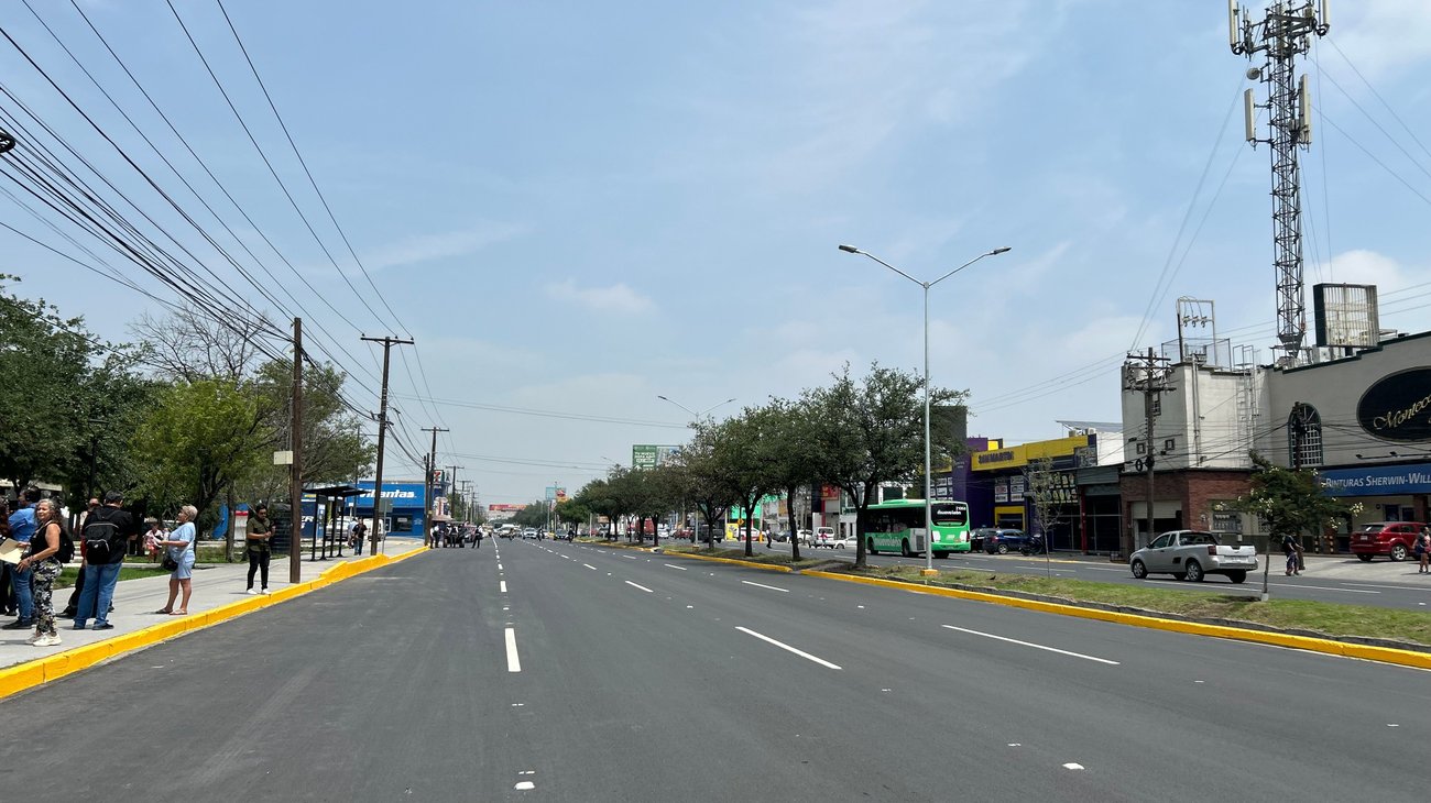 Entrega Mijes remodelación de Av. Raúl Salinas, primera etapa