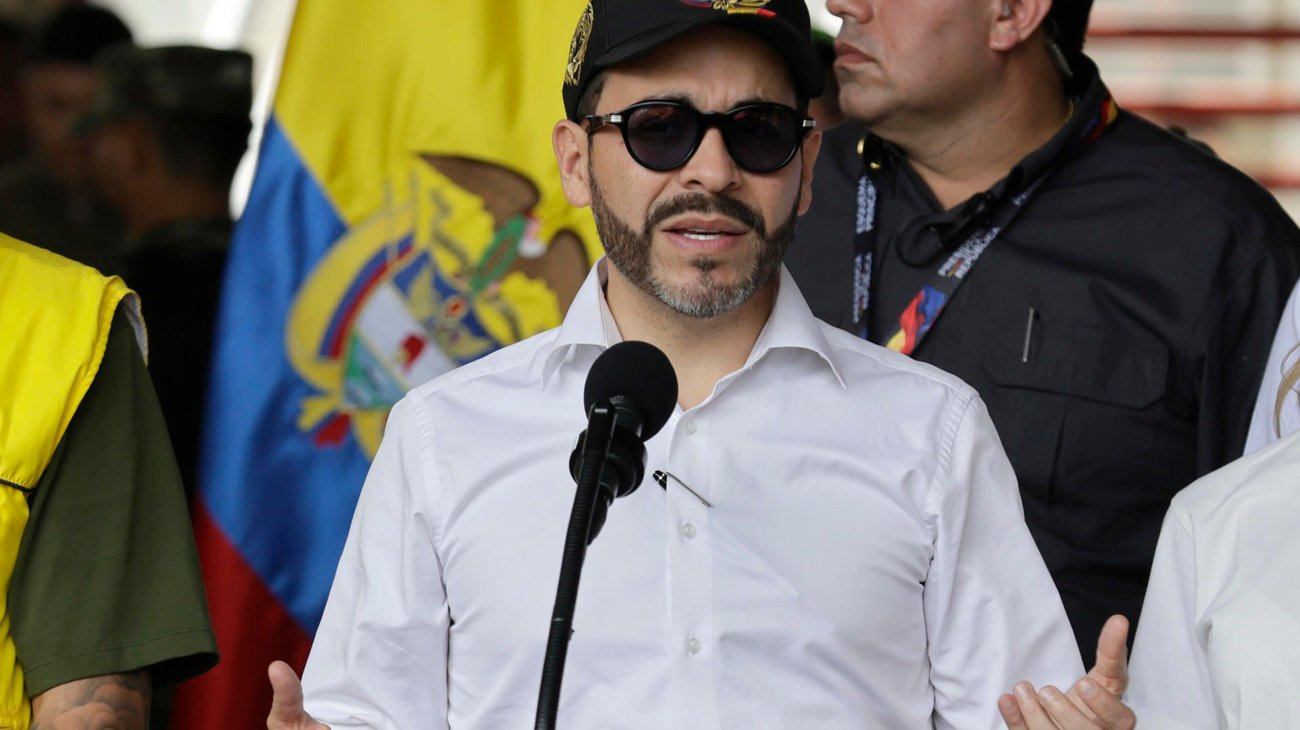 Presidente de Colombia ordena operativos contra migrantes