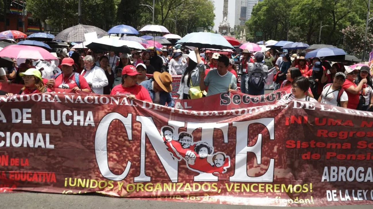 Acuerda_CNTE_regresar_a_clases_el_proximo_lunes_inician_marcha_ca7ba10cf6