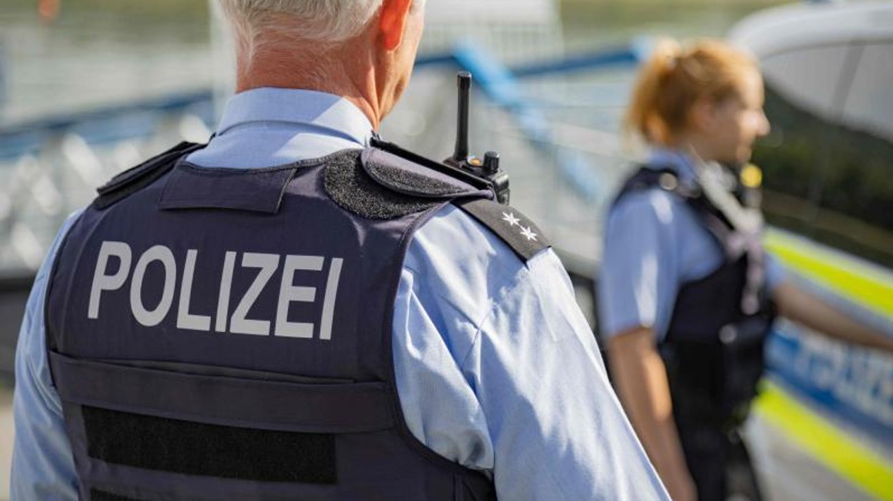 Acusan_a_estadounidense_de_ofrecer_informacion_militar_a_China_b69838699d