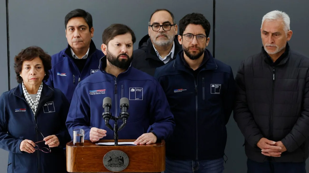 Admite Boric que no se ha podido contactar aún con los mineros