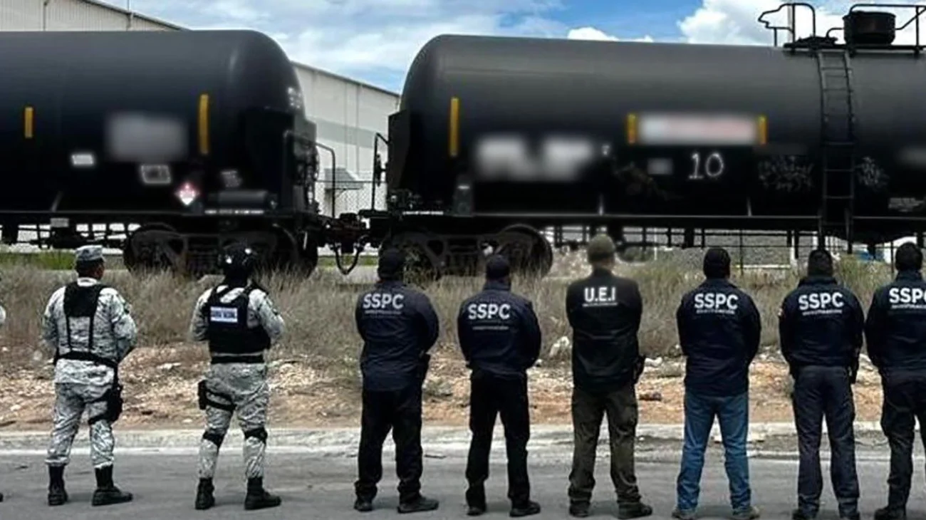 Aseguran 15 millones de litros de combustible en Coahuila