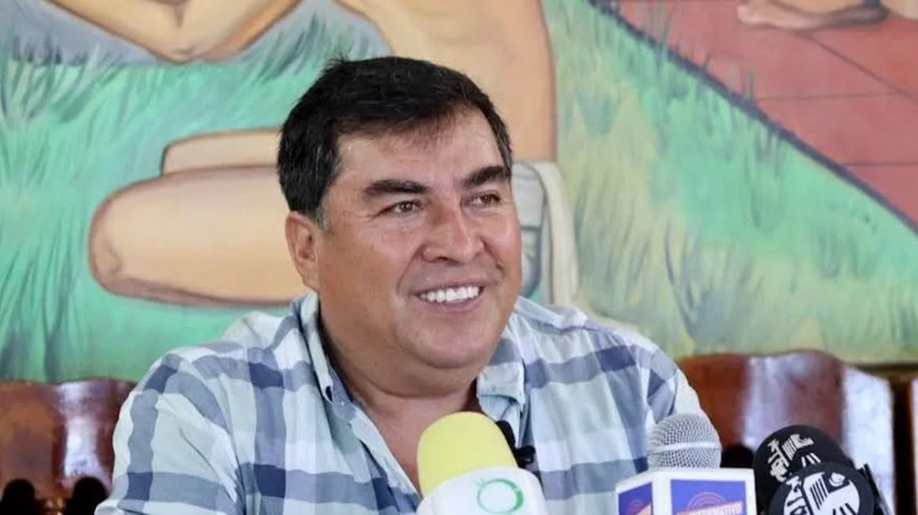 Asesinan_a_alcalde_de_Tacambaro_y_escolta_en_ataque_armado_92bec83298