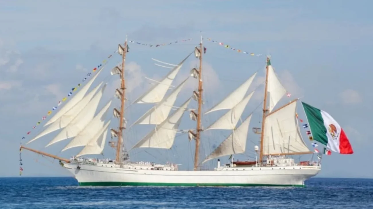 Asi_era_el_buque_Cuauhtemoc_un_velero_lleno_de_historia_878cf2e8e3