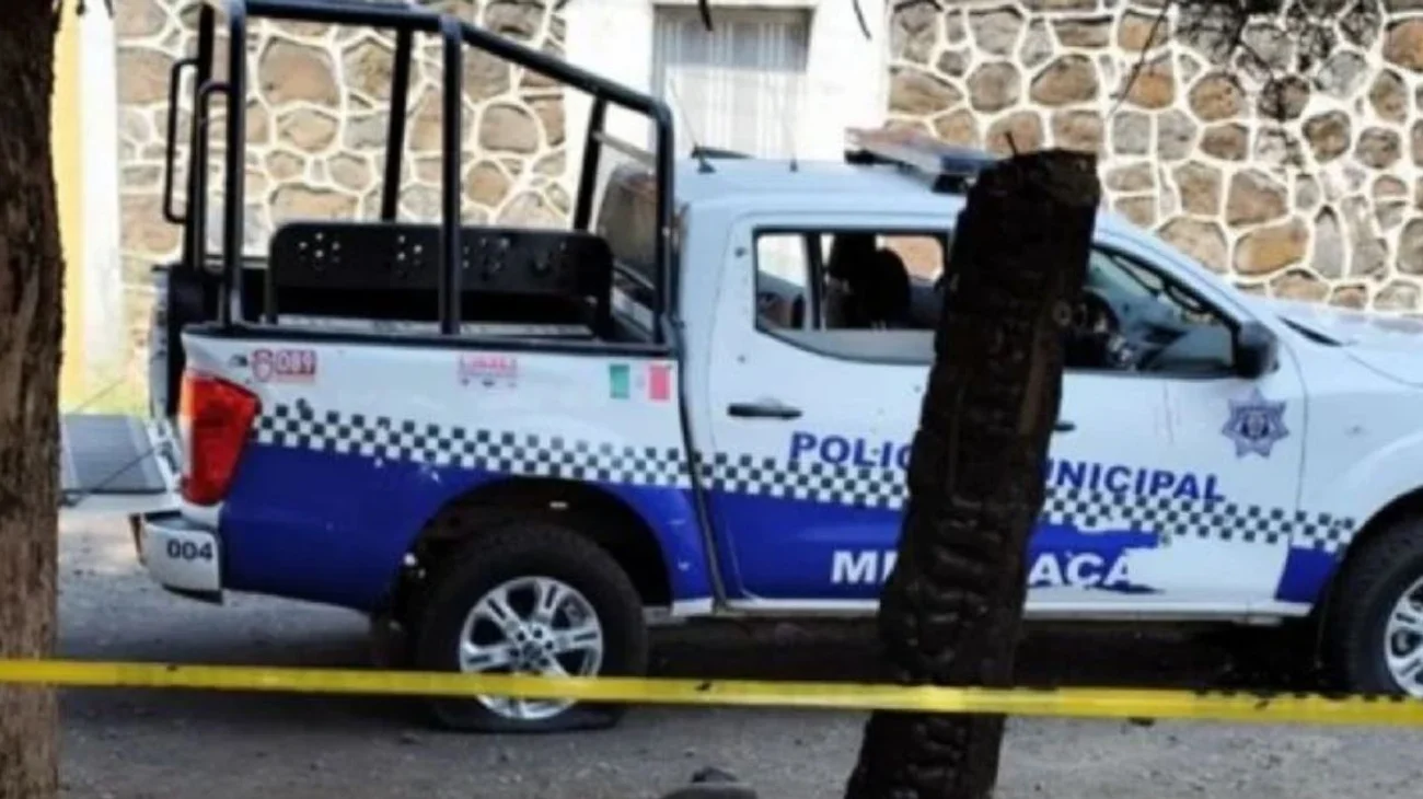 Ataca grupo criminal en Michoacán y Jalisco; matan a dos policías