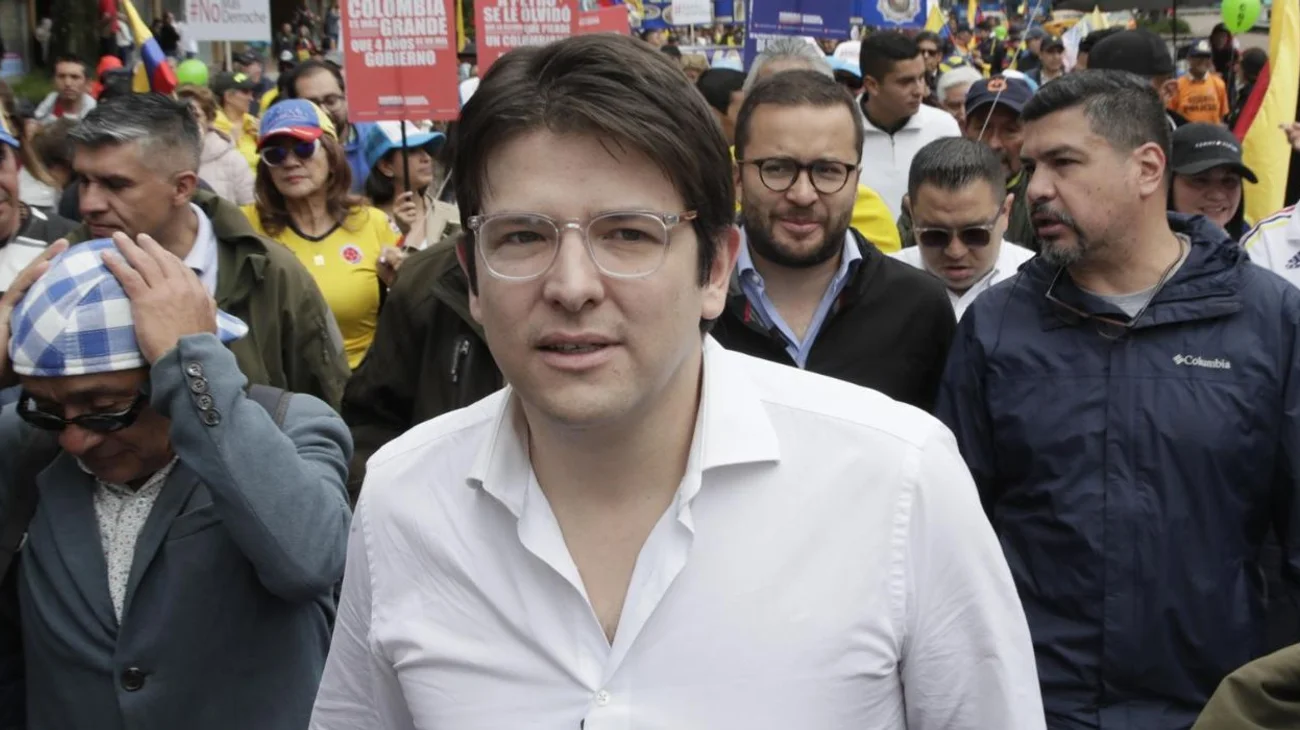 Atentan contra aspirante presidencial colombiano Miguel Turbay