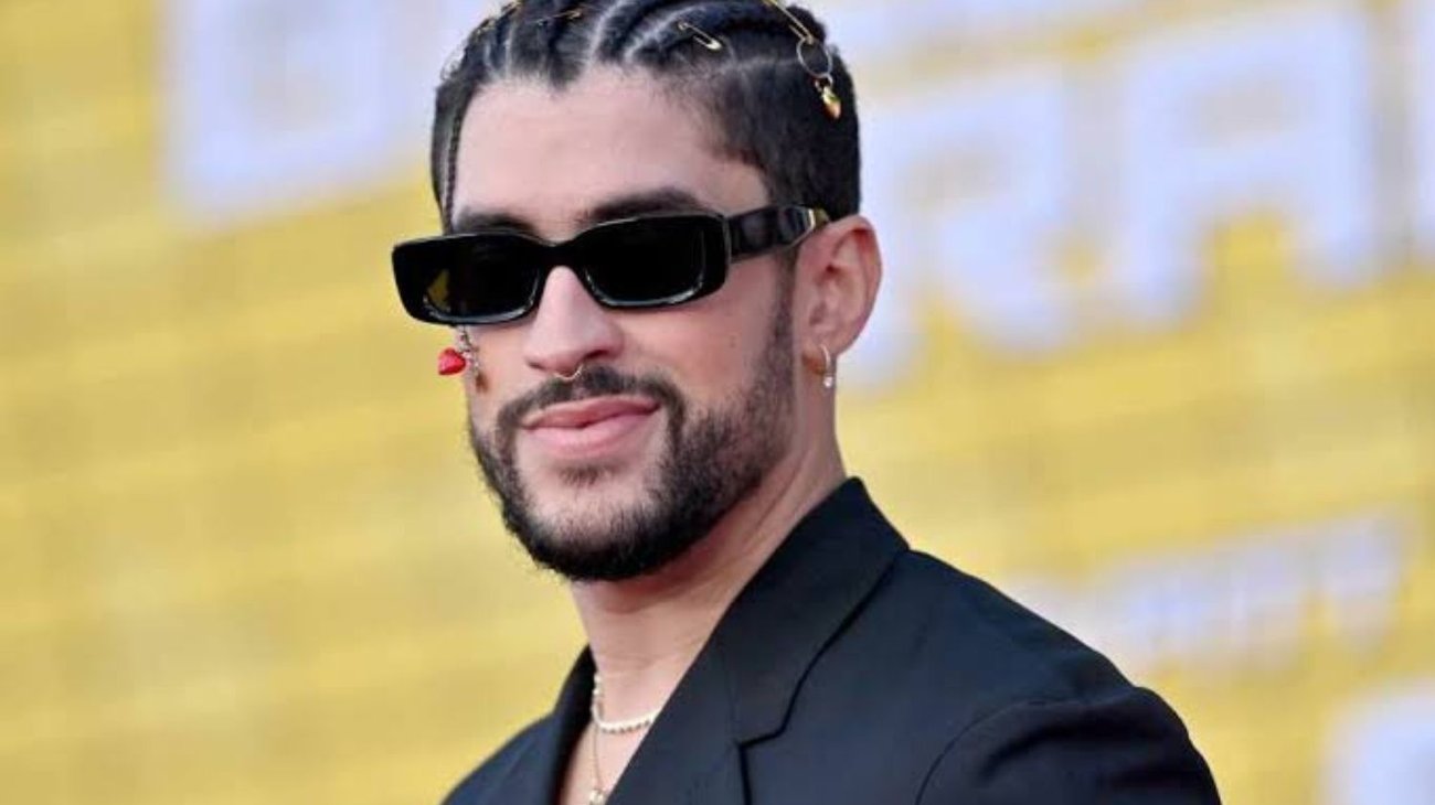 ¡Qué calor! Bad Bunny posa desnudo y sube la temperatura