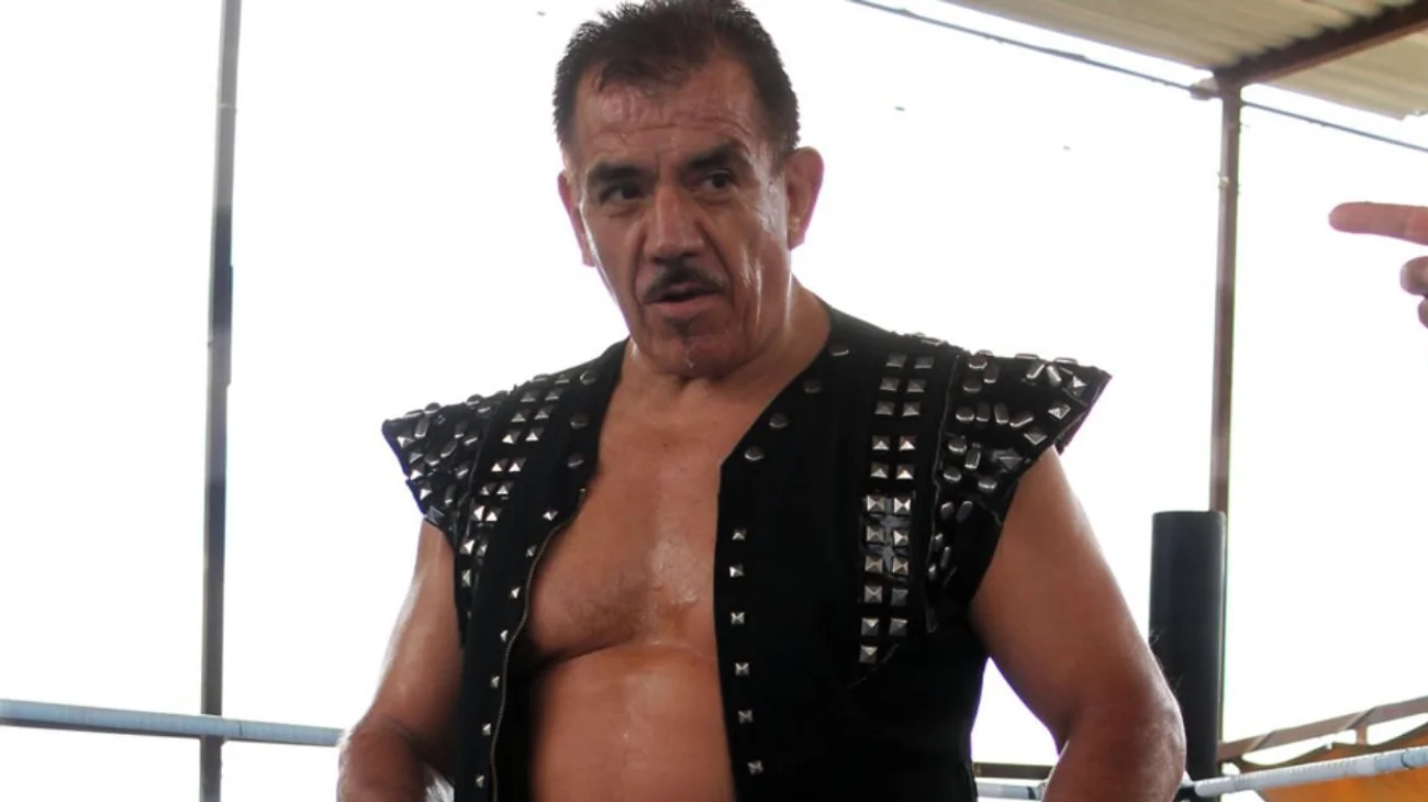 Muere el luchador mexicano, Black Terry a los 72 años de edad
